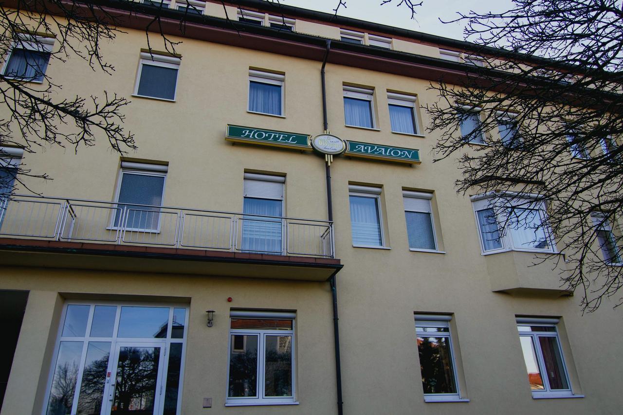 Hotel Avalon Landstuhl Exterior photo